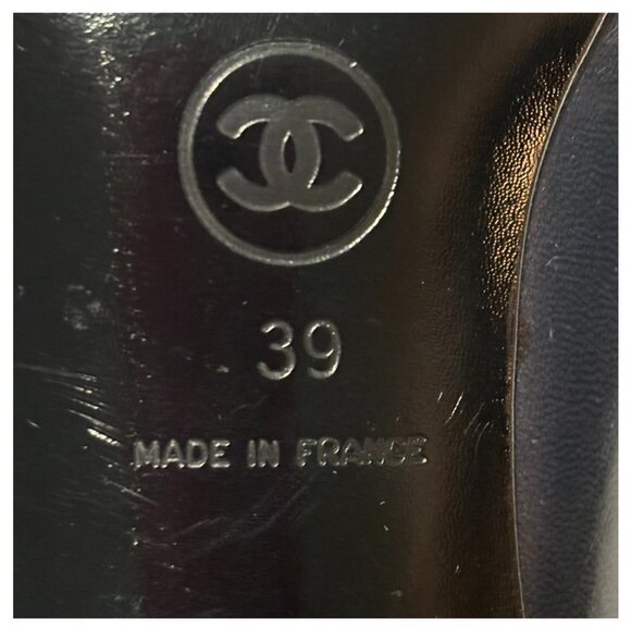 CHANEL Vintage Black & Blue Leather Logo Classic Chunky Heel Pumps - Picture 11 of 11